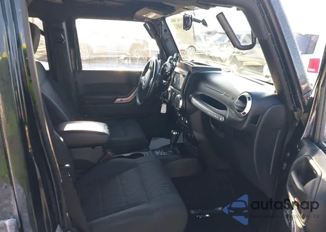 2012 Jeep Wrangler Unlimited Sahara z USA, uszkodzony, nr VIN 1C4BJWEG6CL169912